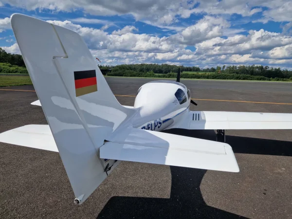 1990 Lancair 235 - Image 5