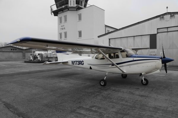 1980 Cessna 172-RG Retractable Gear Cutlass Dynon
