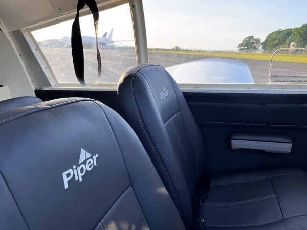 1971 Piper PA-28-140 160HP Cherokee - Image 7