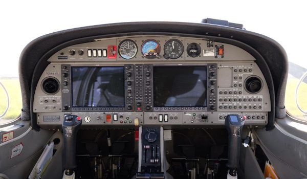 2011 Diamond DA42 Twin Star NG - Image 2