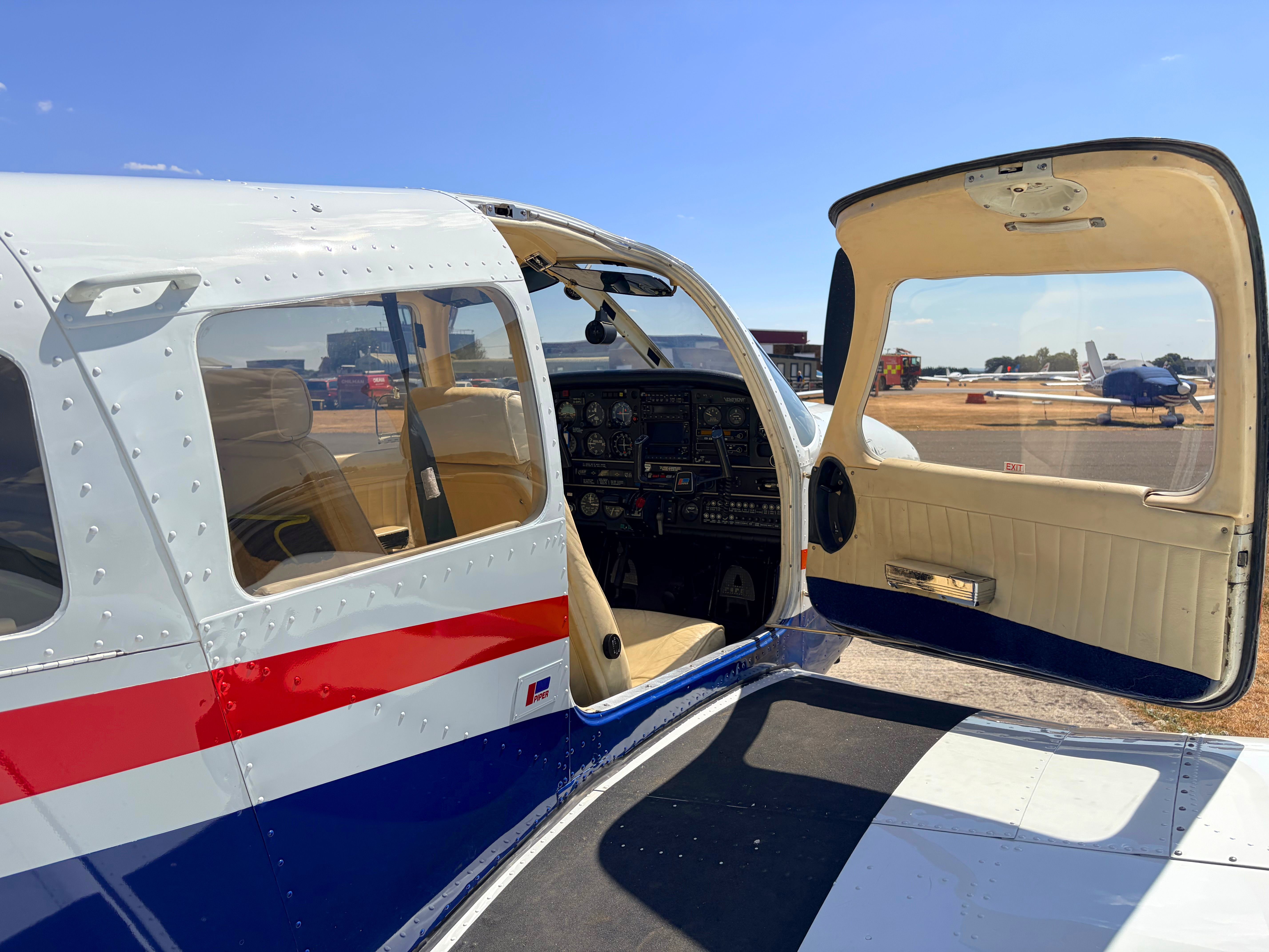 1979 Piper PA-28RT-201T Turbo Arrow IV, photo 13