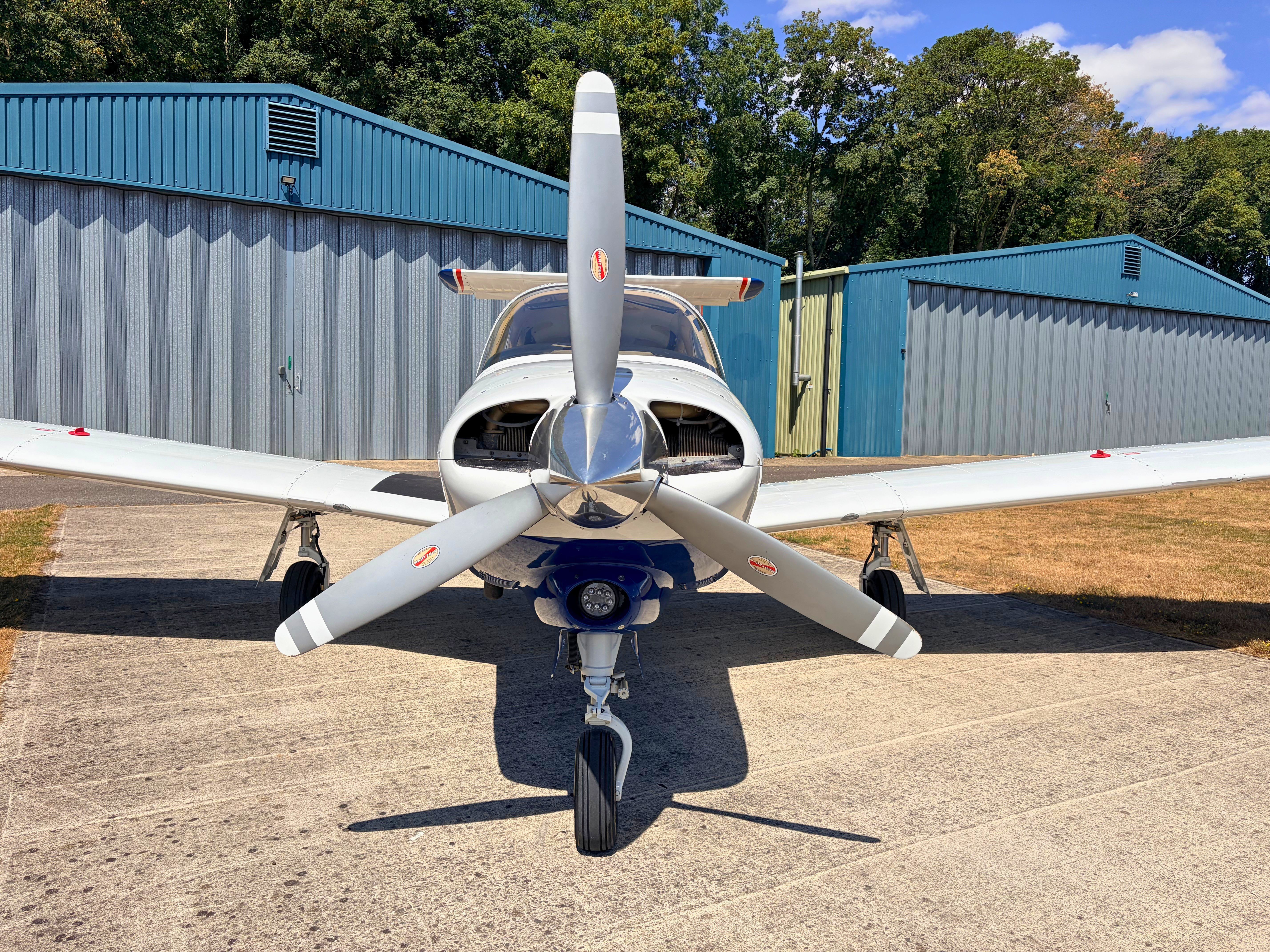 1979 Piper PA-28RT-201T Turbo Arrow IV, photo 2