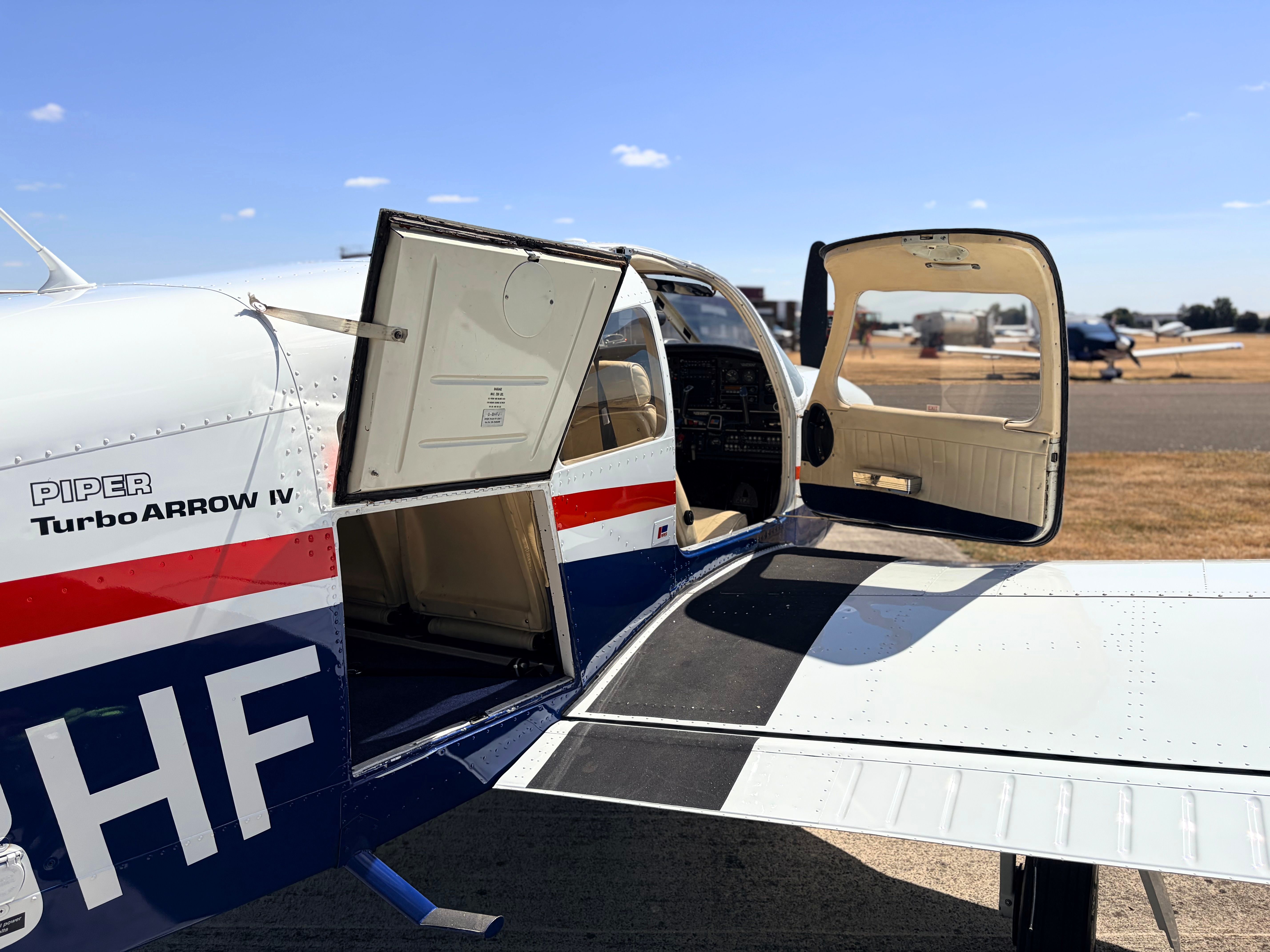1979 Piper PA-28RT-201T Turbo Arrow IV, photo 24